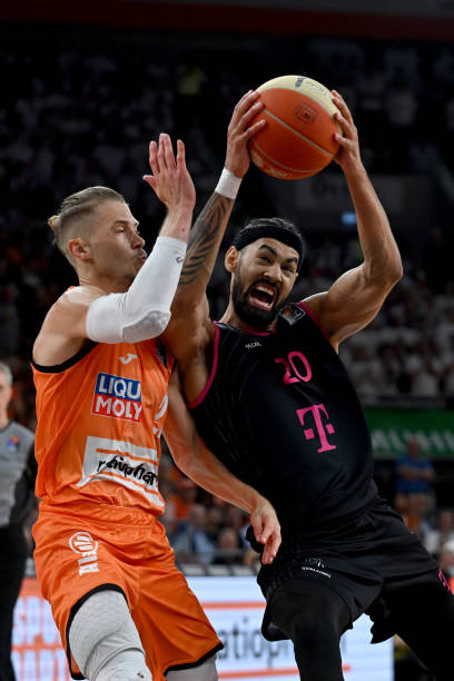 有人在竞技 有人在竞技