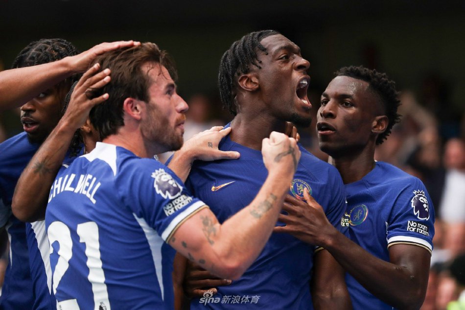 他早年在国 他早年在国