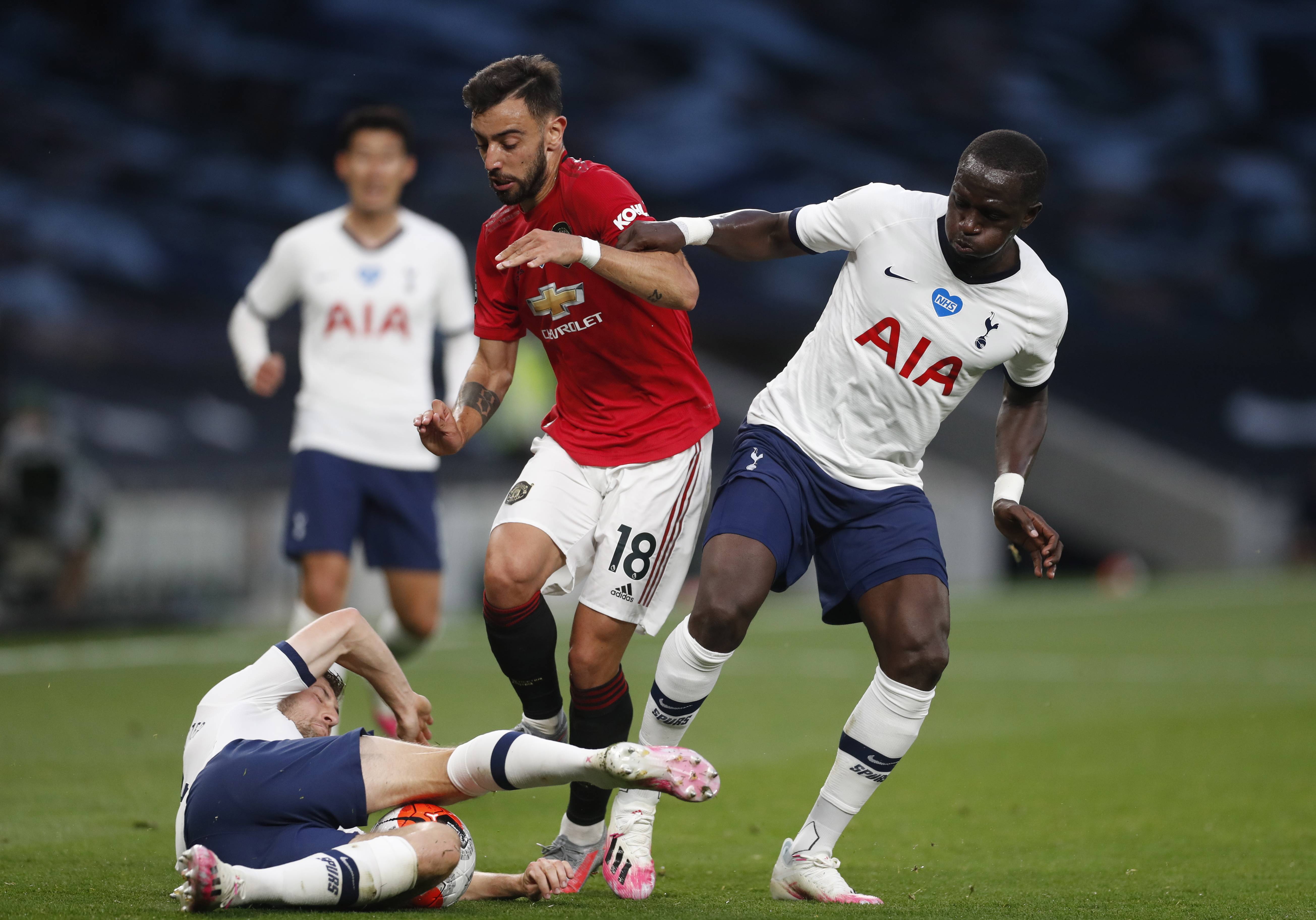 攻门不仅彰 攻门不仅彰